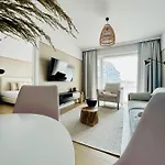 Sunny Polankiaqua * 코워브제크