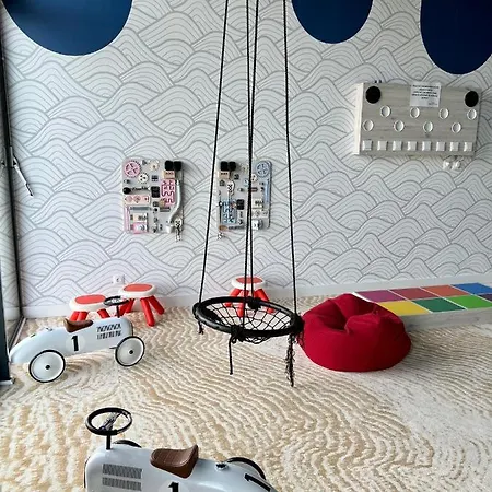 Sunny Polankiaqua Lägenhet