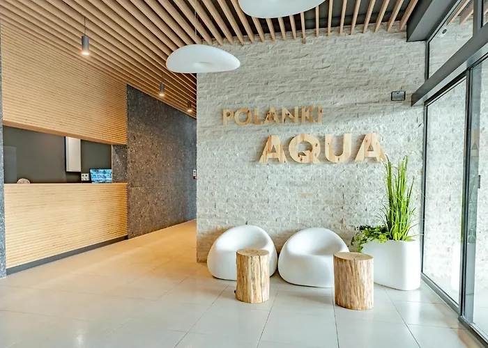 Sunny Polankiaqua コウォブジェク